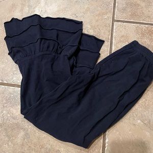 Girls ruffle leg capris- black